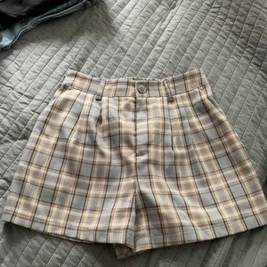 plaid shorts